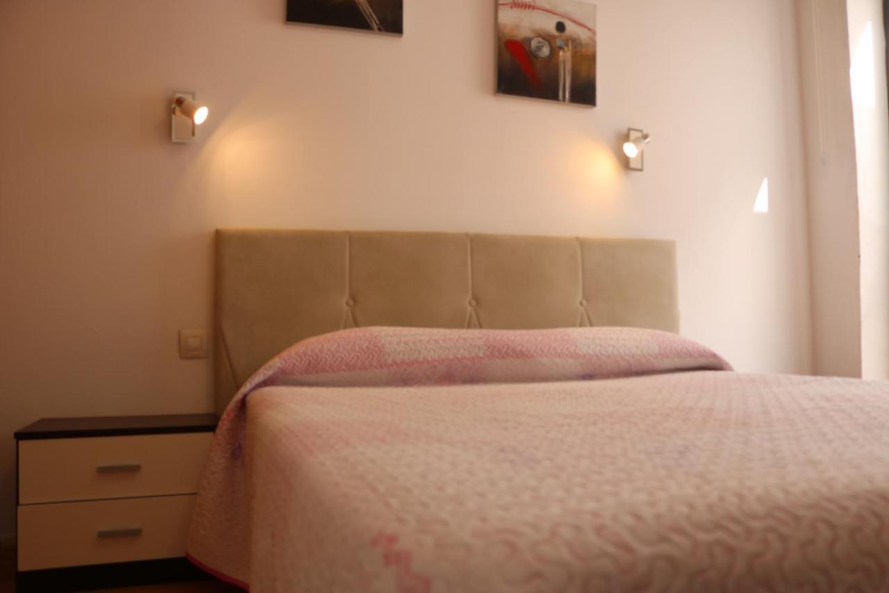 Apartamentos La Carmen Аресифе Екстериор снимка