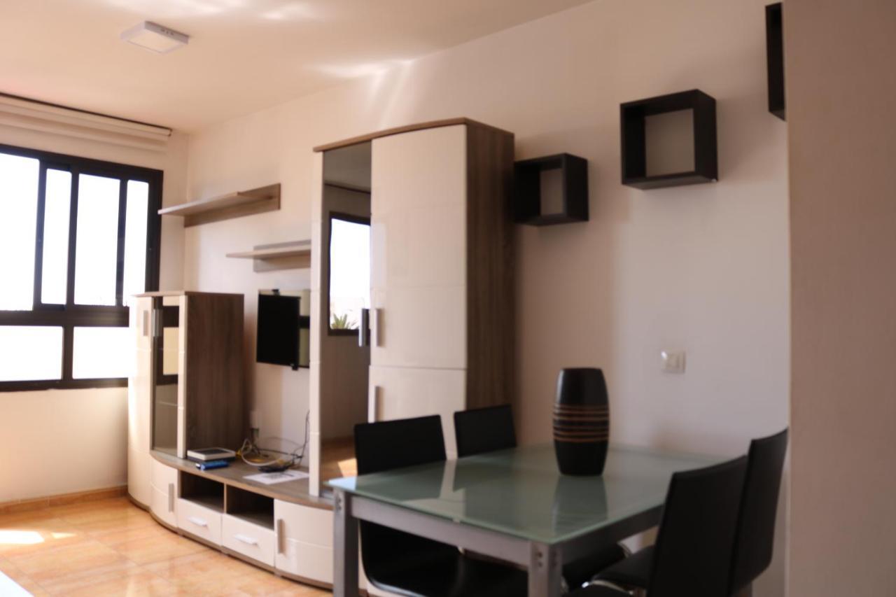 Apartamentos La Carmen Аресифе Екстериор снимка