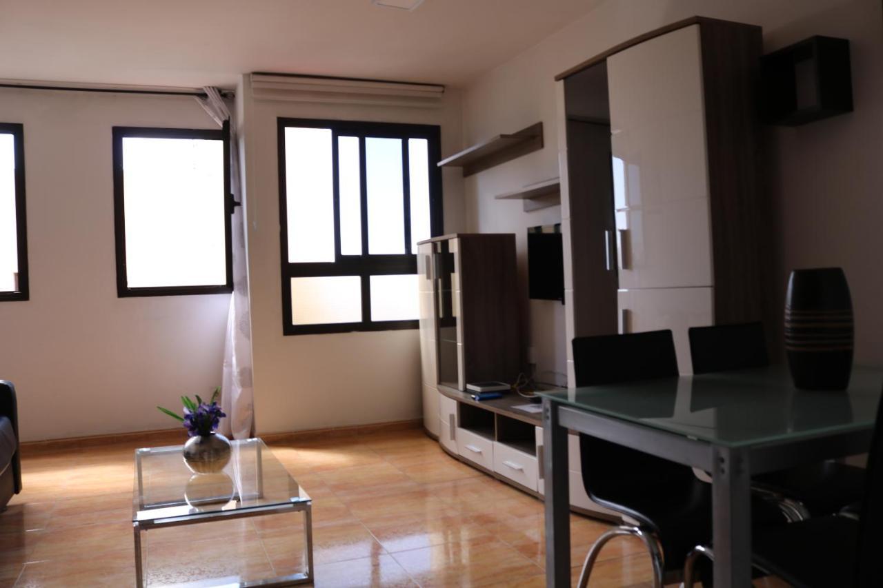 Apartamentos La Carmen Аресифе Екстериор снимка