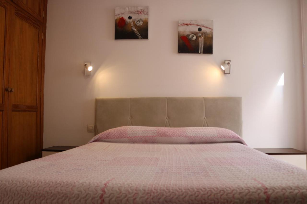 Apartamentos La Carmen Аресифе Екстериор снимка