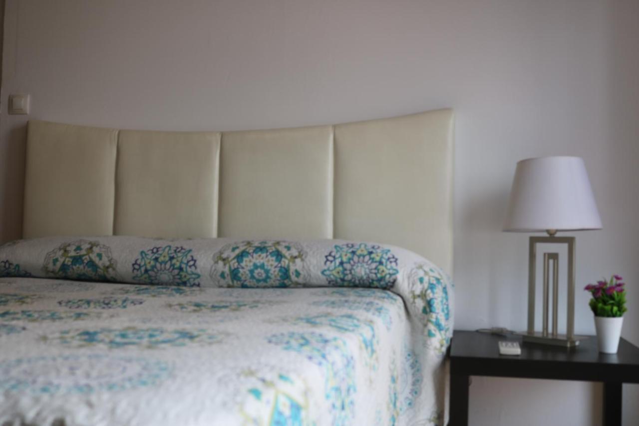 Apartamentos La Carmen Аресифе Екстериор снимка